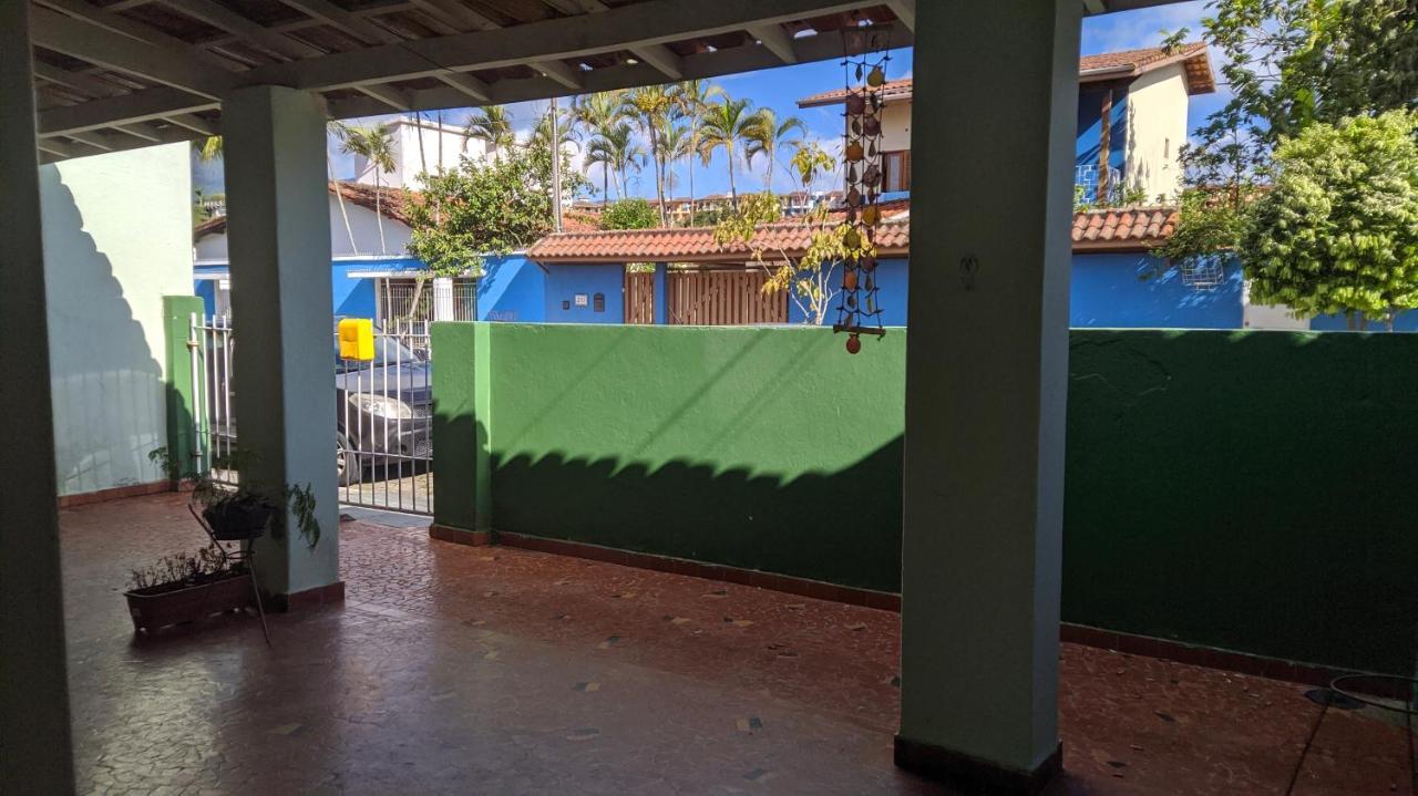 Casa Com Piscina 200 M Da - *